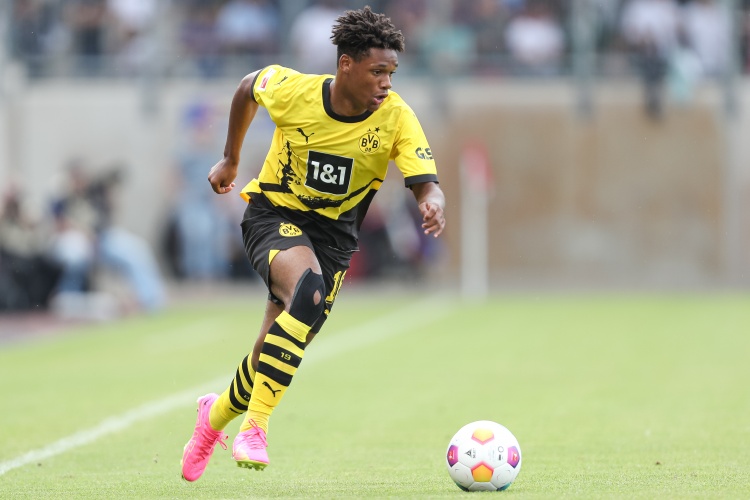 乐鱼官网下载-德天空：多特19岁边锋杜兰维尔将租借加盟巴塞尔，无买断选项